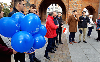 „Potrzebujemy mocnej drużyny w Sejmie”. W Olsztynie i Elblągu kandydaci Prawa i Sprawiedliwości namawiali do pójścia na wybory